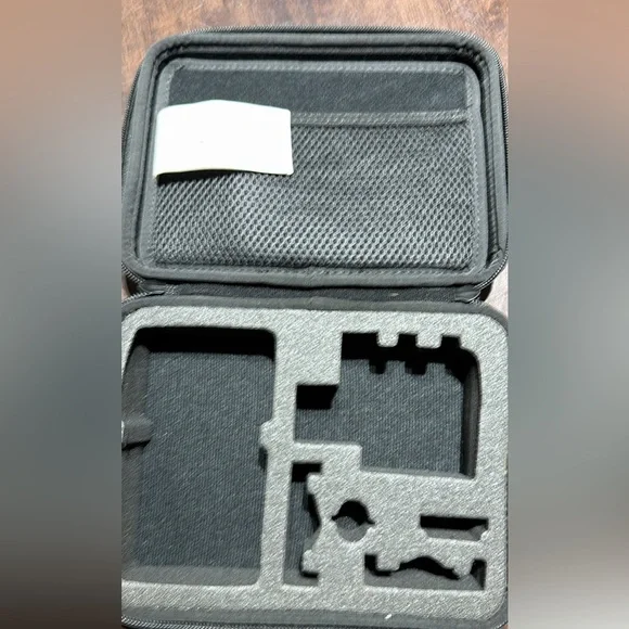 GoPro Compact Black Camera Case - Picture 3 of 4